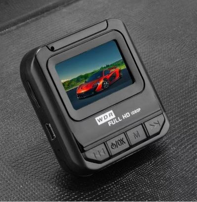 V bunke je text:

AlphaOne K1 Autokamera - full hd, mikrofón, nočné videnie,