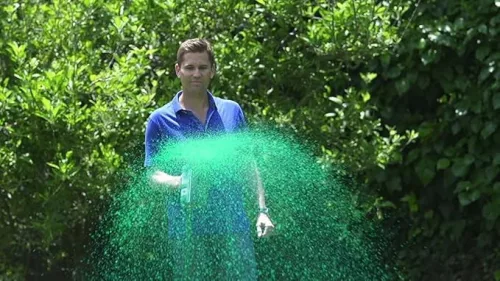 Hydro Mousse - zavlažovač trávnika