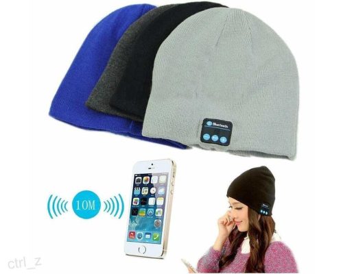 Čierna bluetooth čiapka - Počúvajte hudbu ľahko aj počas zimných mesiacov.