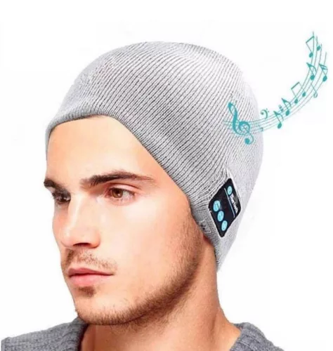 Modrá čiapka s Bluetooth