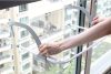 Balkon Sušák na prádlo na zábradlie terasy - Obmedzený priestor v panelovom byte? Využite priestor!
