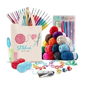   Súprava na háčkovanie s farebnými niťami, ramennou taškou.