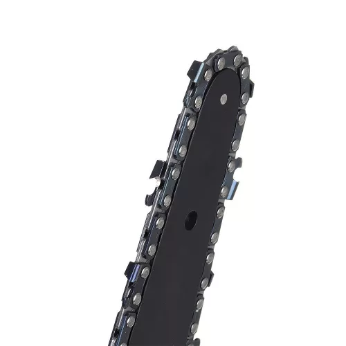 Akumulátorová ručná reťazová píla s 6-palcovou dvojitou batériou.